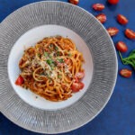 Ready-made sauces: how to use them at best